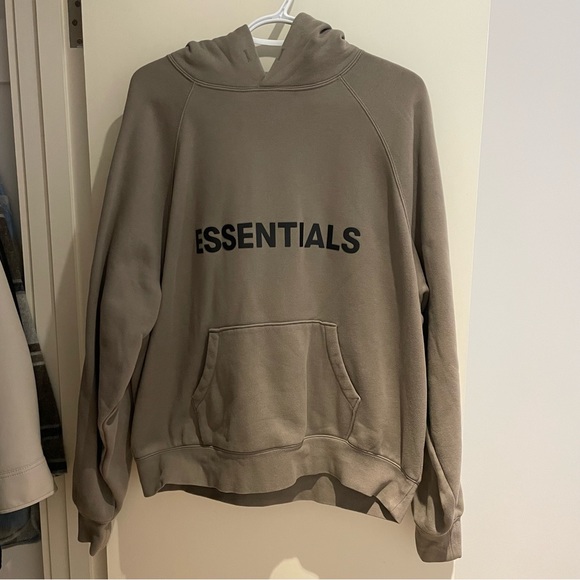 Essentials Tops - FEAR OF GOD Essentials Hoodie